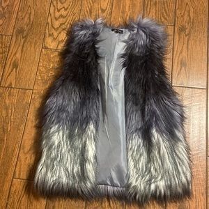 Mellisa Page faux vest grey/black Large